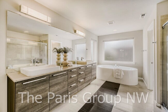 Building Photo - Luxury MainVue Maple Valley Home * UPGRADES * Central A/C * Theater Room * Outdoor Fireplace