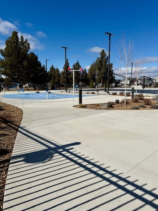 Building Photo - Beautiful Easton 3 Bedroom Home | Primary Suite on Main | Loft + A/C | Community Pools & Amenities