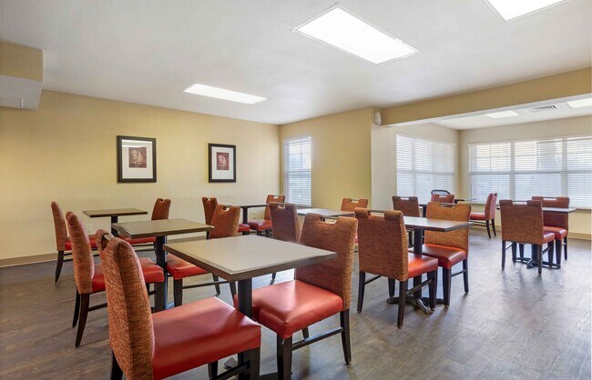 Building Photo - Furnished Studio-Houston - Med. Ctr. - Bra...