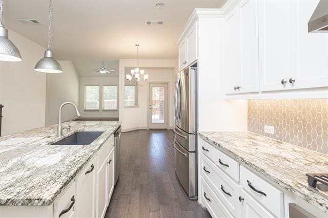 Building Photo - 6337 Saddlebrook Way