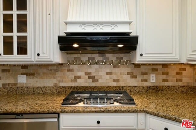 Building Photo - 4224 Beethoven St