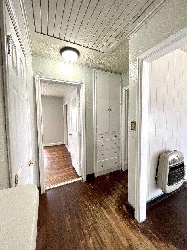 Building Photo - 111 5th Ave NW