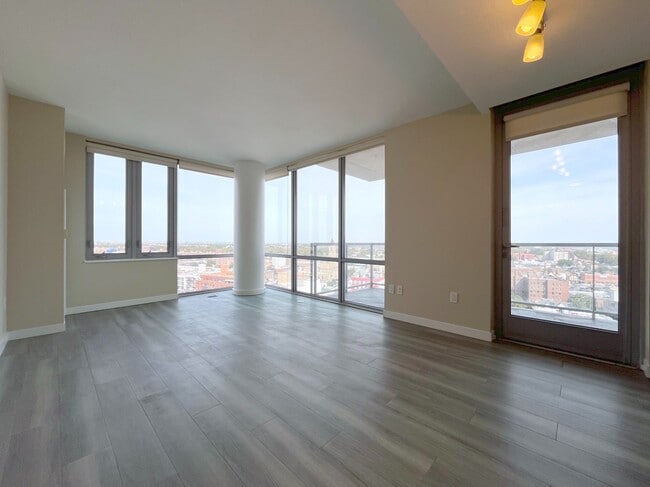 Building Photo - 1524 Sheepshead Bay Rd