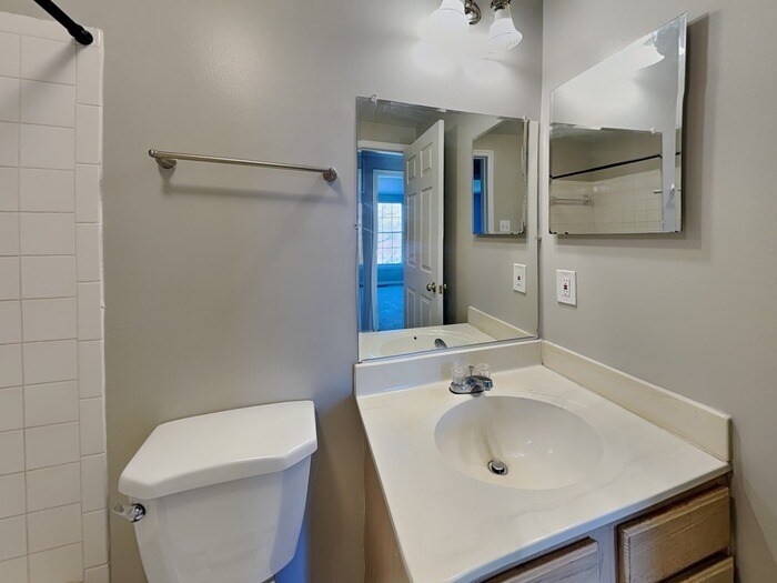 Building Photo - 7107 Pahls Farm Way