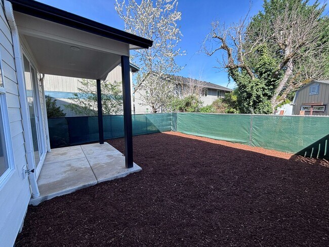 Building Photo - 4846-4848 Elvira Pl. Keizer, OR