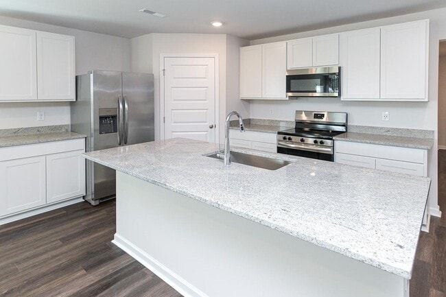 Building Photo - 130 Nettle Leaf Dr