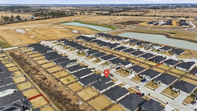 Building Photo - 17719 Winfall Dr