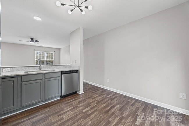 Building Photo - 12216 Lullingstone Rd