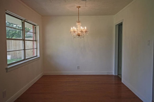 Building Photo - 6825 Neff St