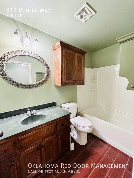 Building Photo - 913 Renita Way