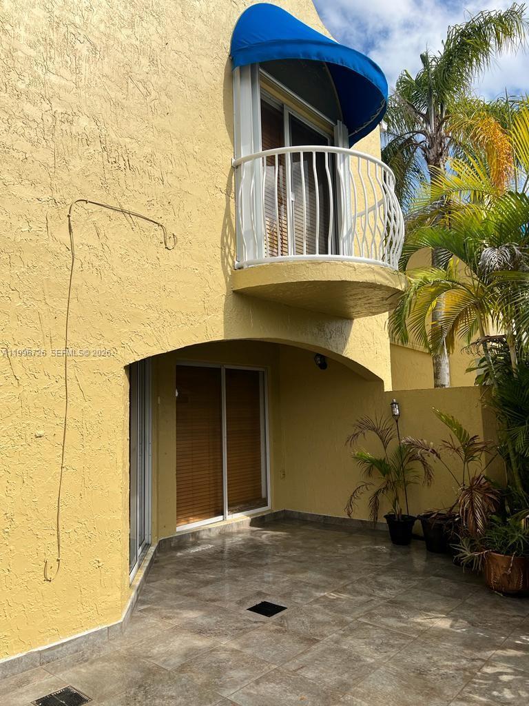 Building Photo - 365 NW 85th Ct