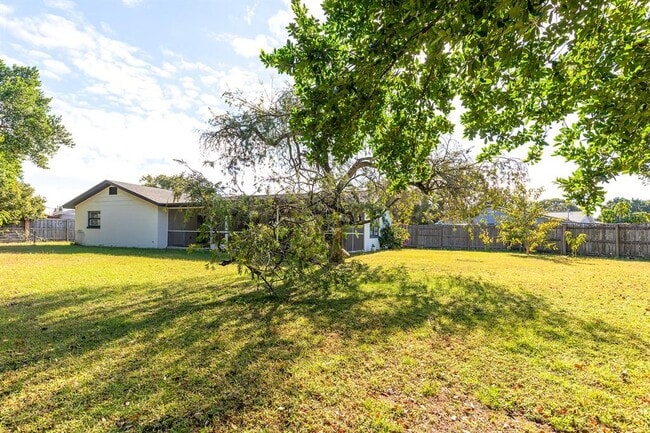 Building Photo - 3413 Bowman Dr