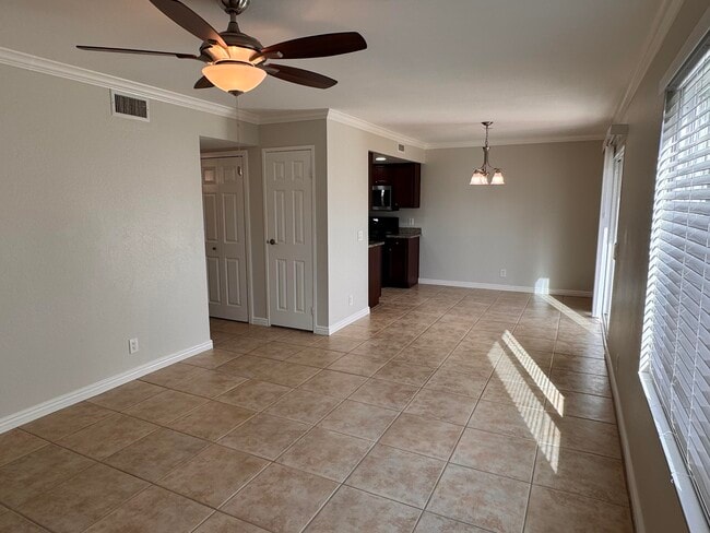 Building Photo - 43376 Cook St