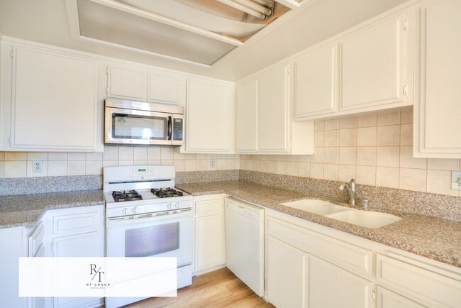 Building Photo - Lowest in the area!  Beautiful Family Home...