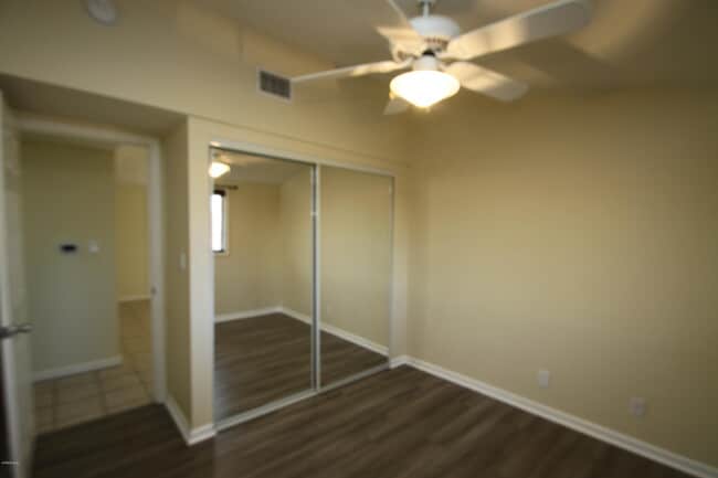 Building Photo - 655 E Avenida De Los Arboles