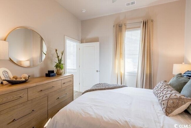 Building Photo - 8840 Henry Rd