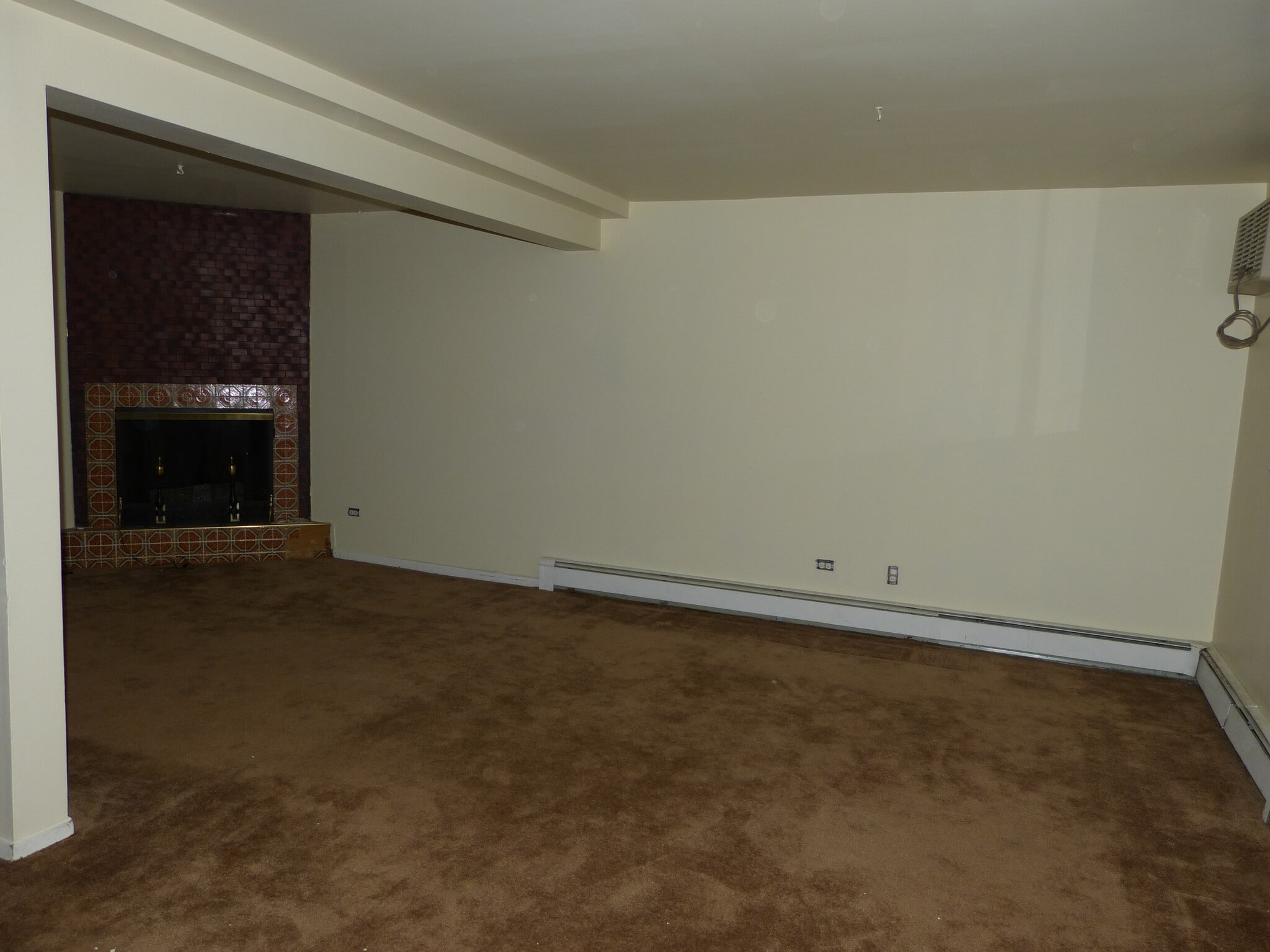 Building Photo - 125 W 66th St