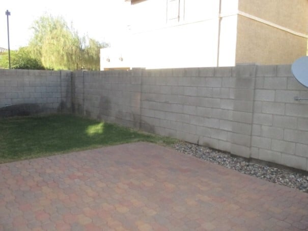 Building Photo - 18554 W Mariposa Dr