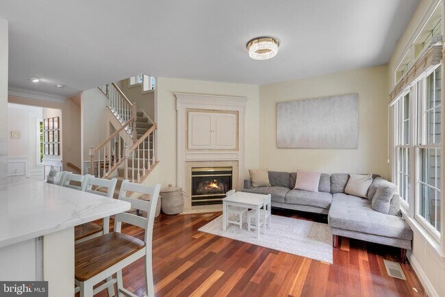 Building Photo - 11426 Summer House Ct