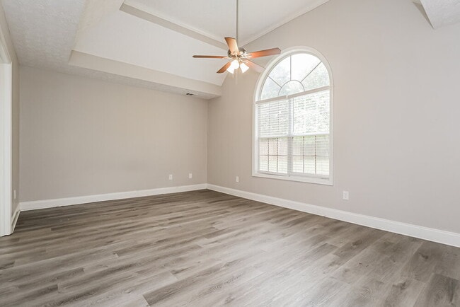 Building Photo - 217 Whitney Ln