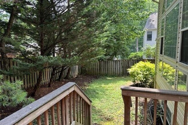 Building Photo - Stunning 5BR House in Roundtree Estates