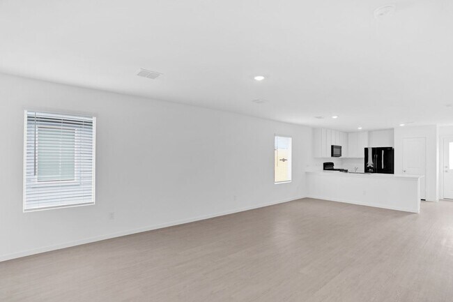 Building Photo - 835 Madrono Dr