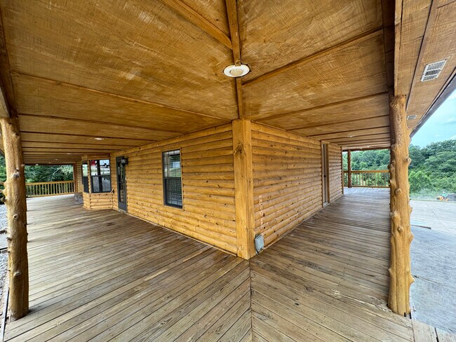 Building Photo - 7697 MO-176