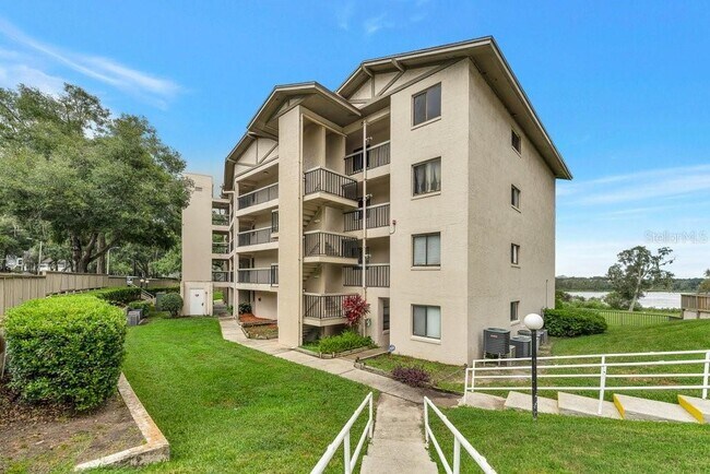 Building Photo - 1060 Lotus Pkwy