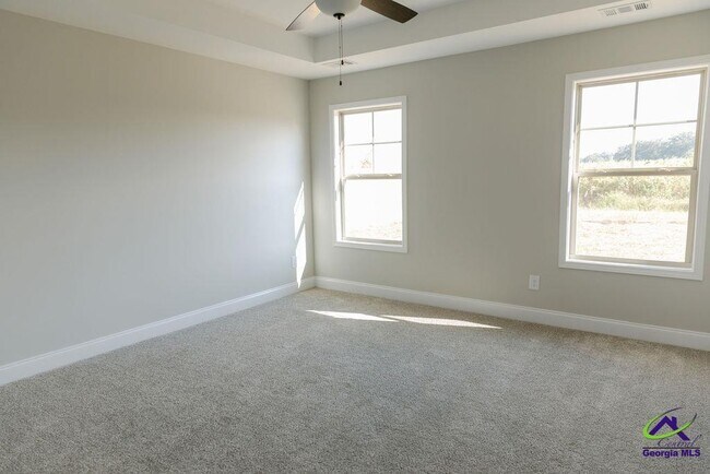 Building Photo - 608 Daisy Dr