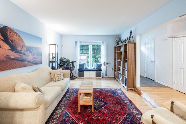 Building Photo - 9843 Campbell Dr