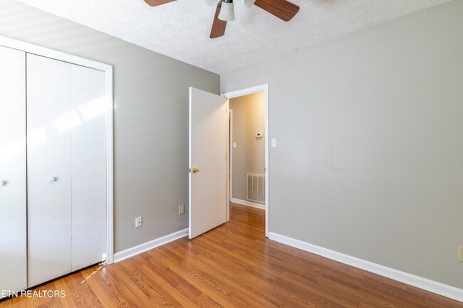 Building Photo - 4756 Brierley Dr