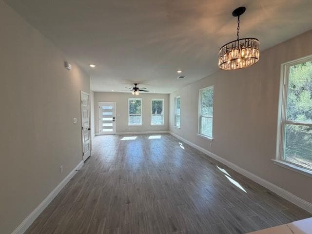 Building Photo - 5206 Stoneridge Dr