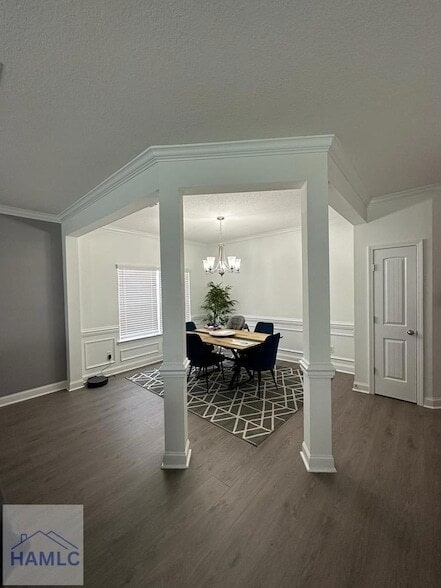 Building Photo - 673 Fairview Cir