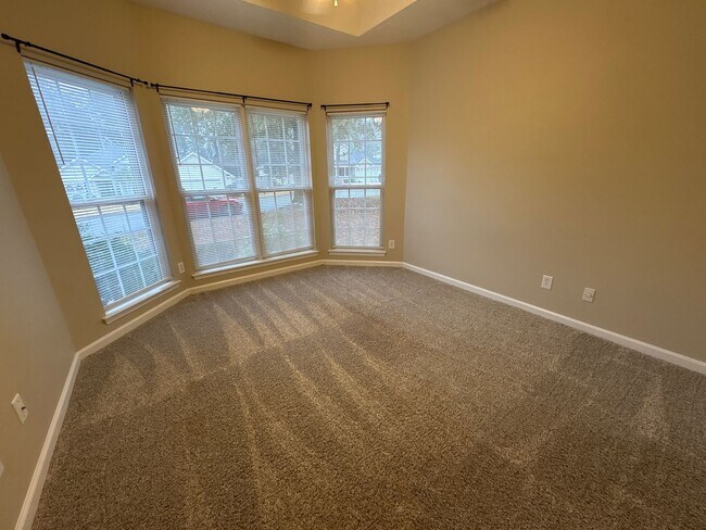 Building Photo - 1168 Lake Greenwood Dr