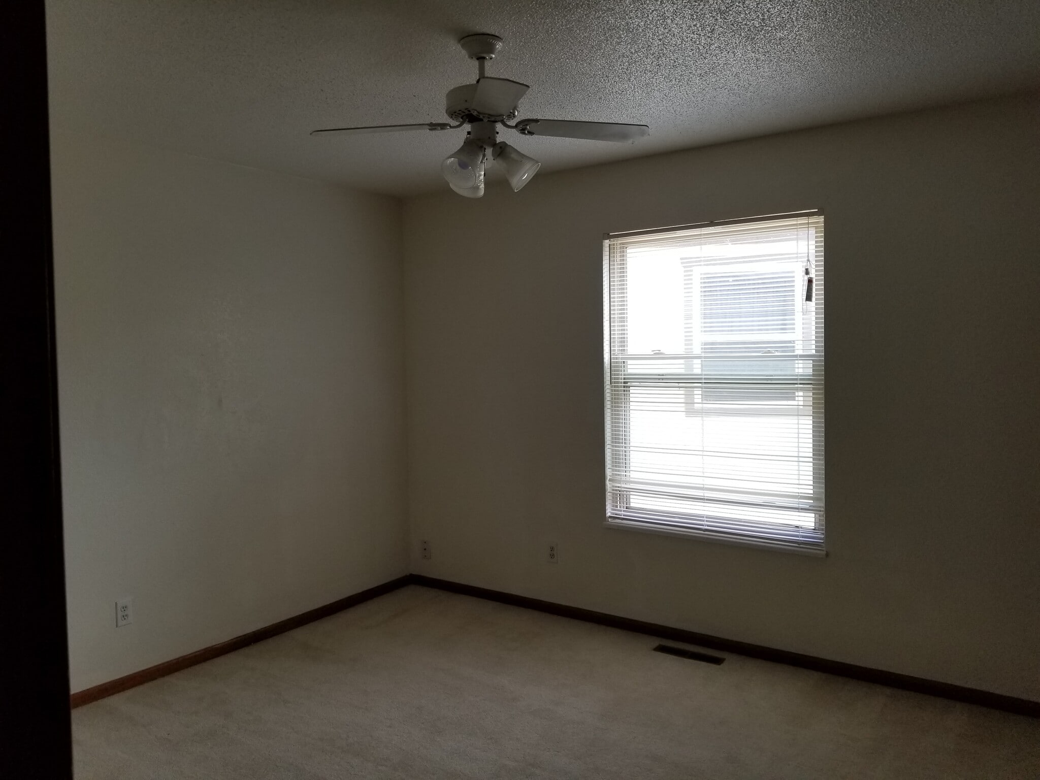 Building Photo - 909 44th Avenue Ct