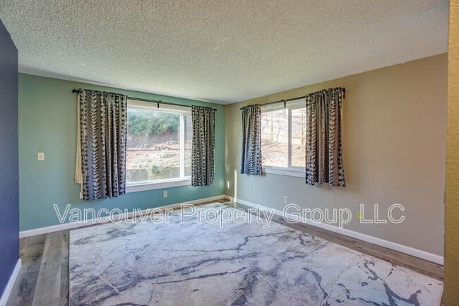 Building Photo - 503 NW 5th Ave