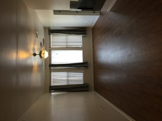 Building Photo - 6900 E Princess Dr