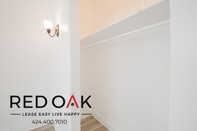 Building Photo - 535 S Gramercy Pl