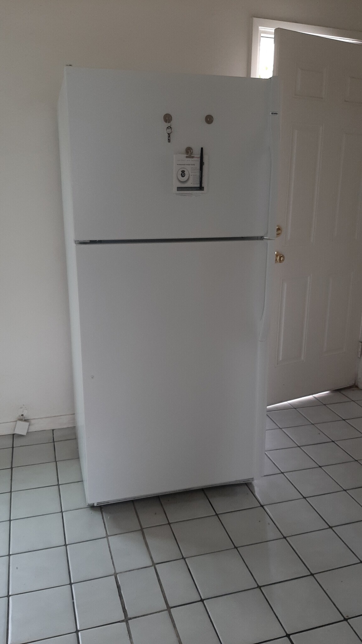 Building Photo - 455 W Elk Ave