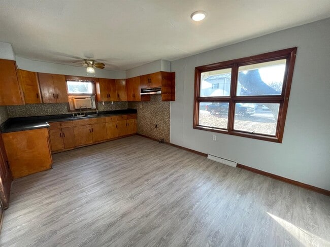 Building Photo - 101 Virginia-N