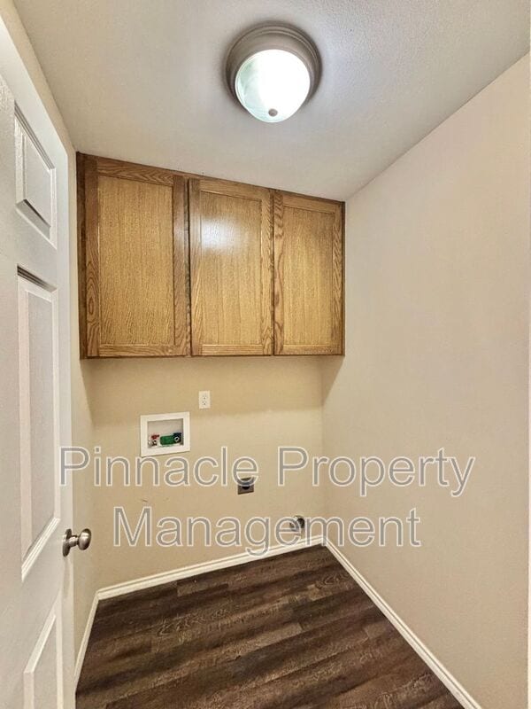 Building Photo - 4245 Sedona Trl