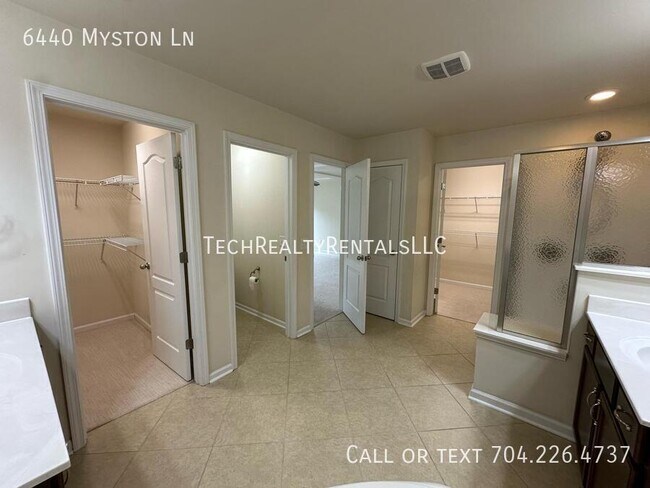 Building Photo - 6440 Myston Ln