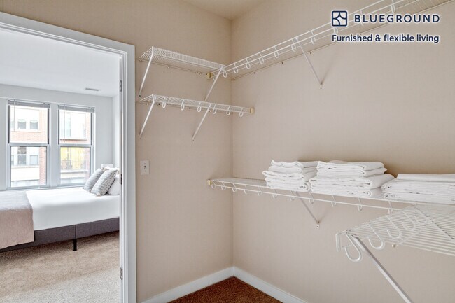 Building Photo - 360 H St NE