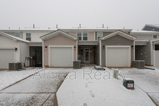 Building Photo - 113 Synandra Dr