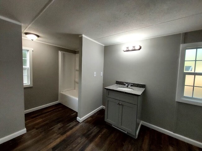 Building Photo - 128 Arthur Davis Cir