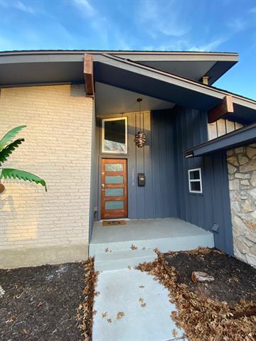 Building Photo - 12218 Treeview Ln