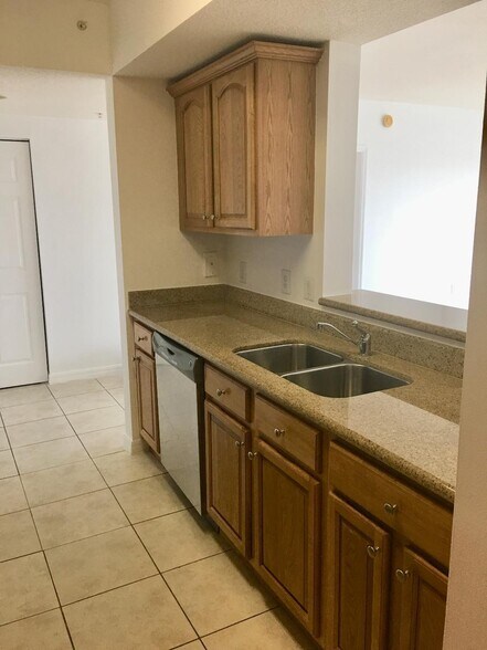 Building Photo - 4242 NW 2nd St