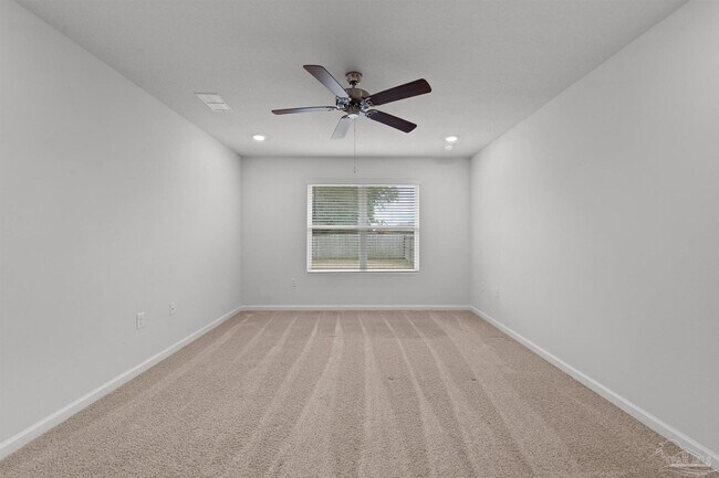 Building Photo - 7349 Lakeside Oak Ct