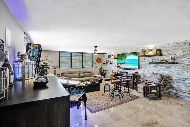 Building Photo - 1811 Jefferson St