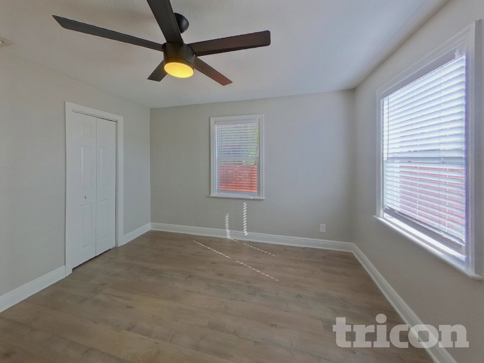 Building Photo - 2462 6th Ave N